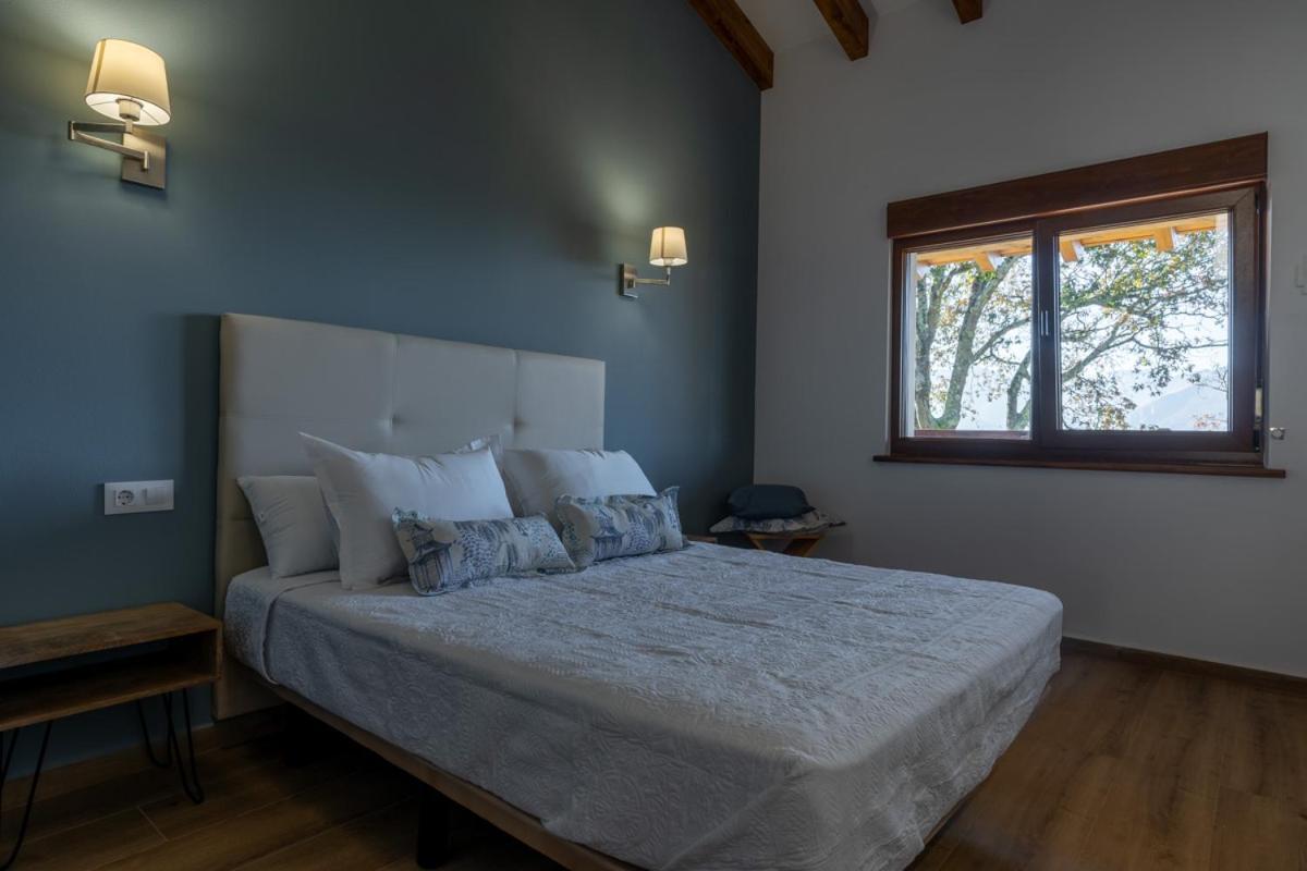 Apartamentos Montes Vindios กังกัส เด โอนิส ภายนอก รูปภาพ