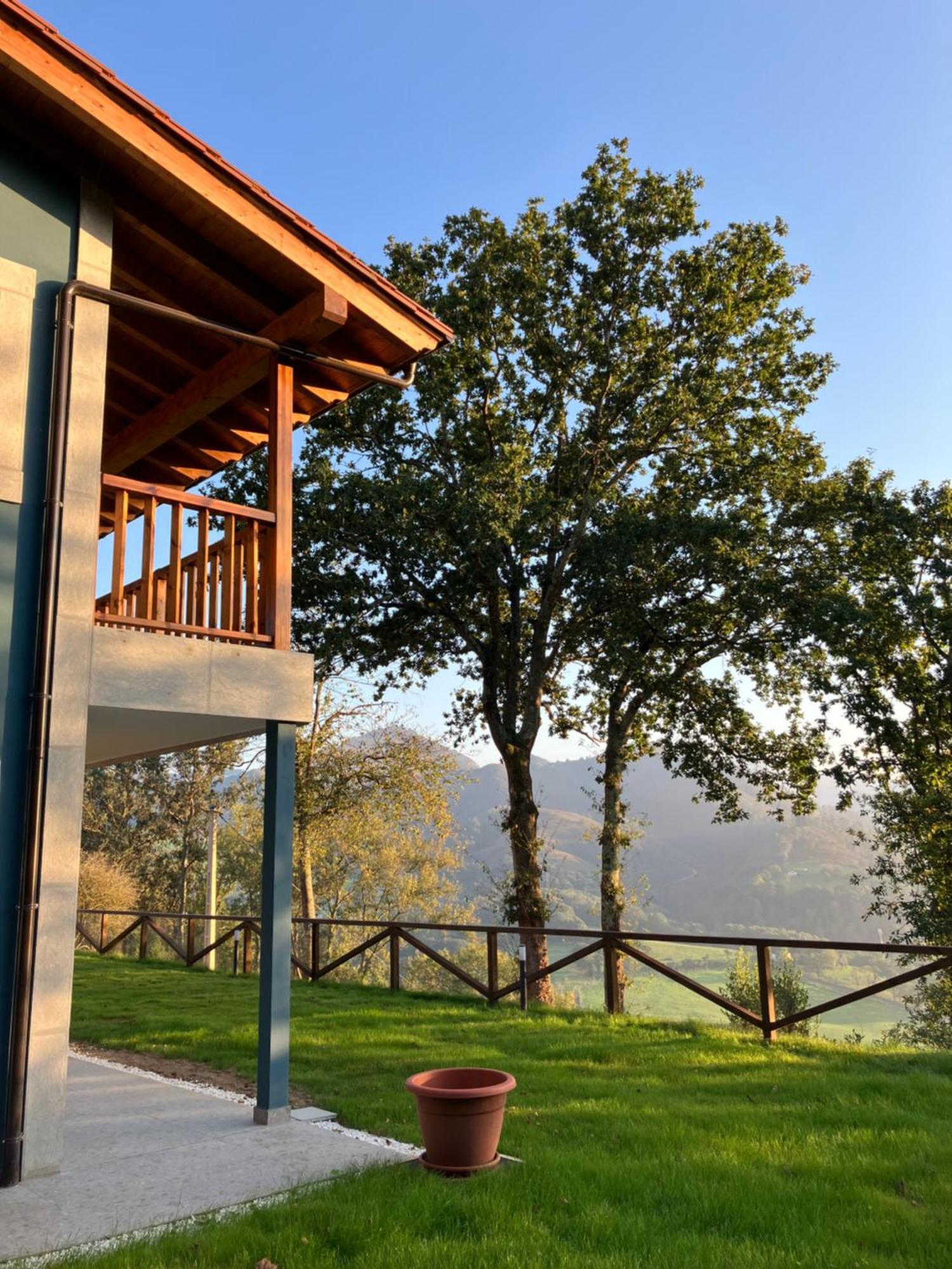 Apartamentos Montes Vindios กังกัส เด โอนิส ภายนอก รูปภาพ